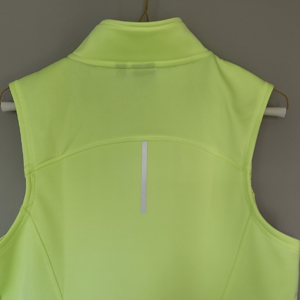NEW Fila Women's Neon Yellow Quilted Vest / Size Medium - Picture 5 of 7